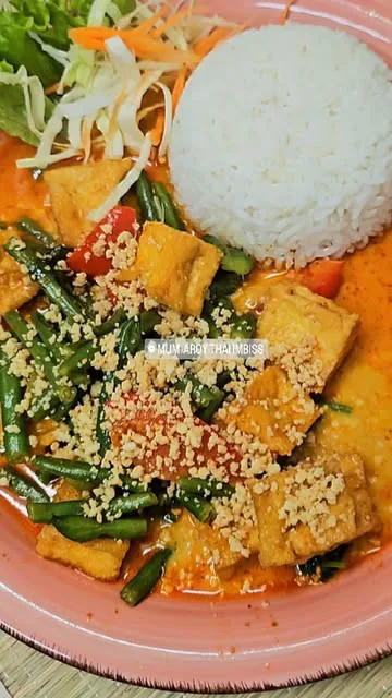Panaeng Curry mit Tofu